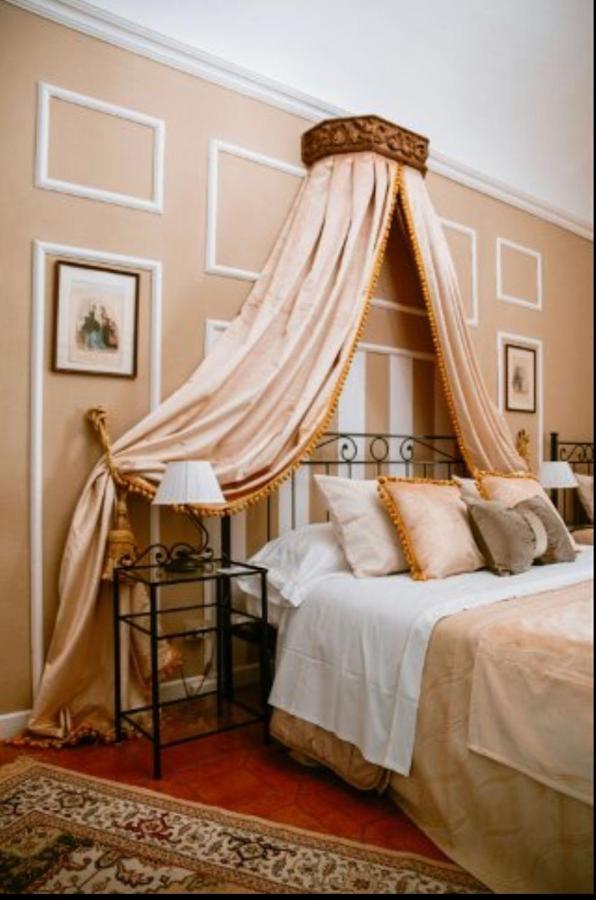 La Foresteria Di Palazzo Picedi Benettini サルツァーナ エクステリア 写真