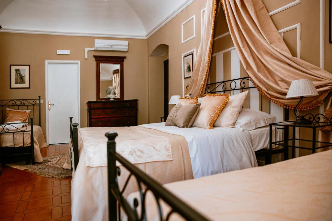 La Foresteria Di Palazzo Picedi Benettini サルツァーナ エクステリア 写真