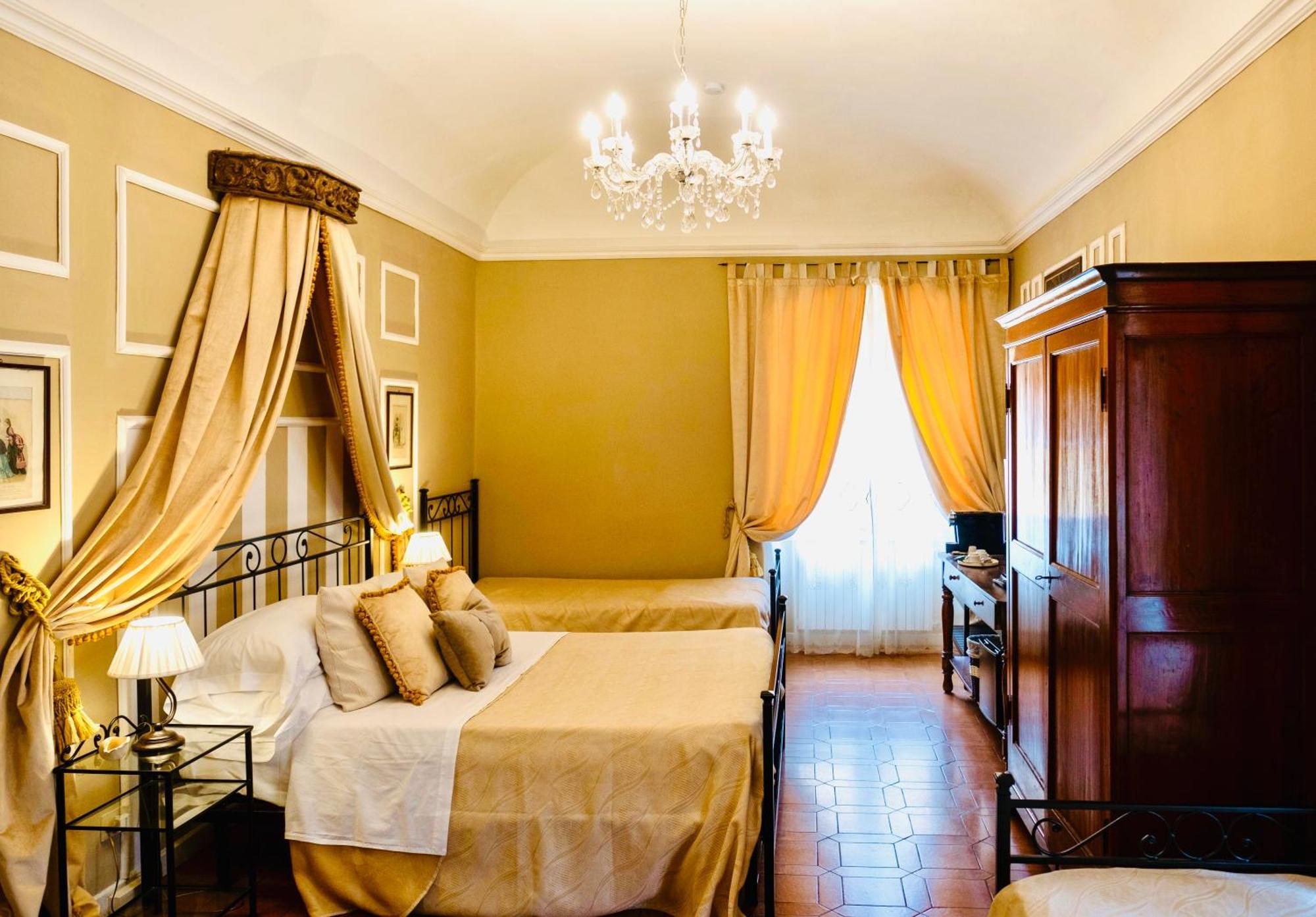 La Foresteria Di Palazzo Picedi Benettini サルツァーナ エクステリア 写真