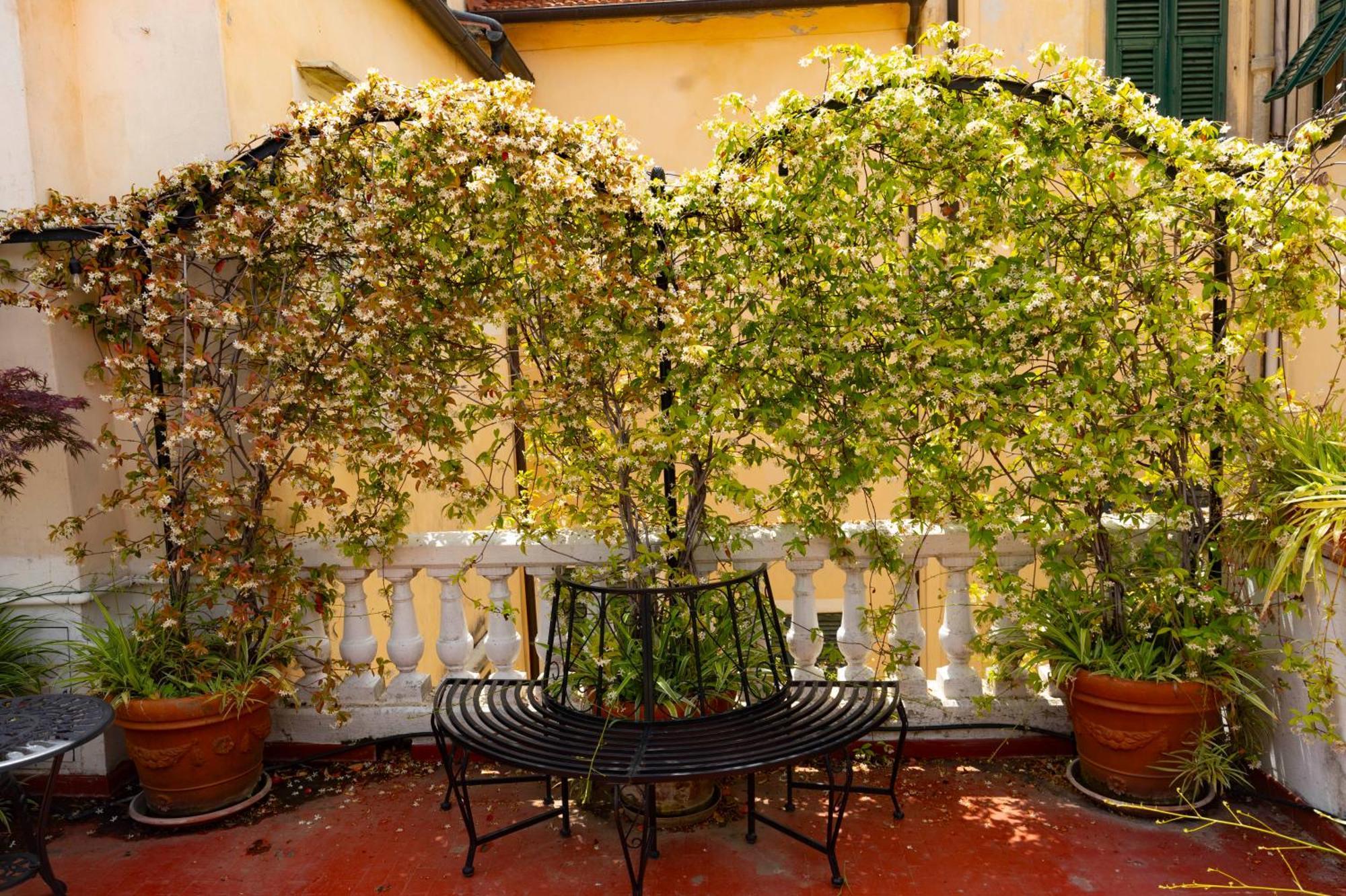 La Foresteria Di Palazzo Picedi Benettini サルツァーナ エクステリア 写真